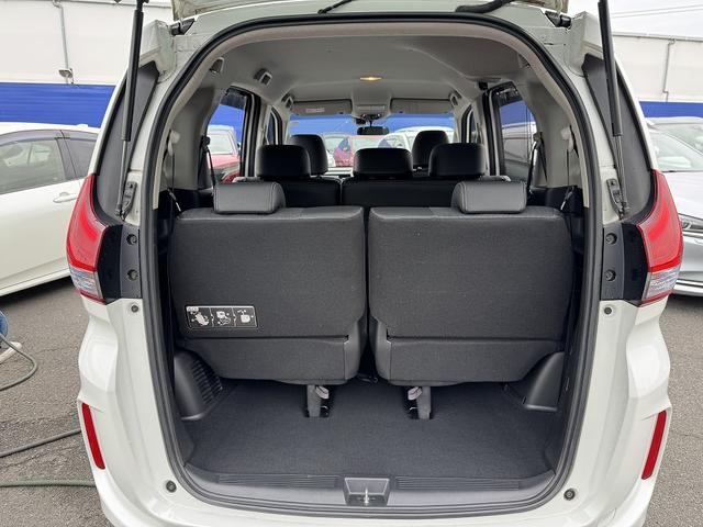 フリードハイブリッド ハイブリッド・Ｇホンダセンシング　１オーナー・ホンダセンシング・両側パワースライド・フルセグナビ・ＥＴＣ・バックカメラ・ＢＴオーディオ・ＬＥＤヘッドライト・ＡＵＴＯライト・スマートキー・純正１５ＡＷ・革ステア・ドアバイザー（7枚目）