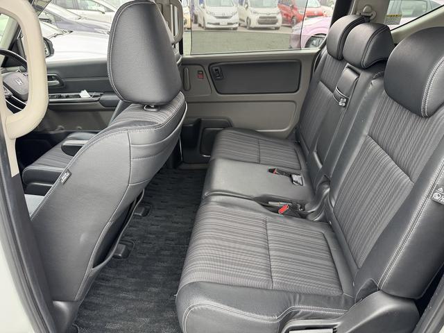 フリードハイブリッド ハイブリッド・Ｇホンダセンシング　１オーナー・ホンダセンシング・両側パワースライド・フルセグナビ・ＥＴＣ・バックカメラ・ＢＴオーディオ・ＬＥＤヘッドライト・ＡＵＴＯライト・スマートキー・純正１５ＡＷ・革ステア・ドアバイザー（31枚目）