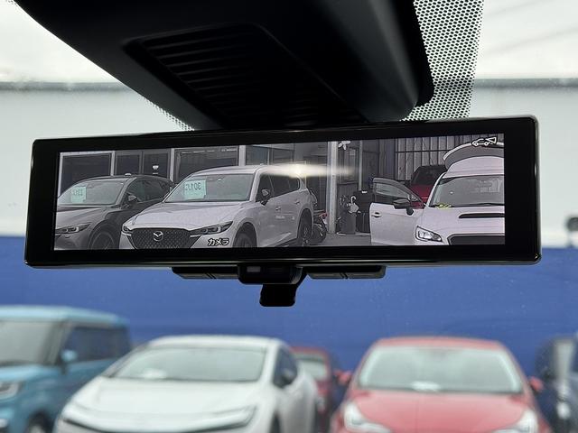 キックス オーテック　プロパイロット・全周囲カメラ・フルセグナビ・ＢＴオーディオ・ＥＴＣ・ＵＳＢ・デジタルミラー・ハーフレザー・ステア＆シートヒーター・Ｃソナー・ＡＵＴＯハイビーム・純正１７ＡＷ・フロアマット（9枚目）