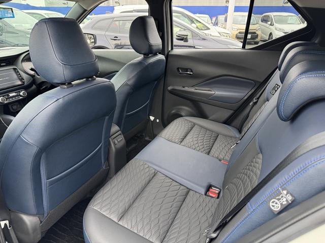 キックス オーテック　プロパイロット・全周囲カメラ・フルセグナビ・ＢＴオーディオ・ＥＴＣ・ＵＳＢ・デジタルミラー・ハーフレザー・ステア＆シートヒーター・Ｃソナー・ＡＵＴＯハイビーム・純正１７ＡＷ・フロアマット（30枚目）