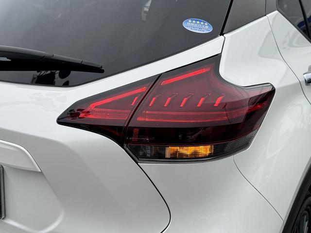 キックス オーテック　プロパイロット・全周囲カメラ・フルセグナビ・ＢＴオーディオ・ＥＴＣ・ＵＳＢ・デジタルミラー・ハーフレザー・ステア＆シートヒーター・Ｃソナー・ＡＵＴＯハイビーム・純正１７ＡＷ・フロアマット（41枚目）