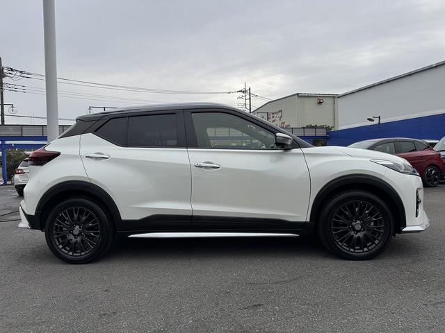 キックス オーテック　プロパイロット・全周囲カメラ・フルセグナビ・ＢＴオーディオ・ＥＴＣ・ＵＳＢ・デジタルミラー・ハーフレザー・ステア＆シートヒーター・Ｃソナー・ＡＵＴＯハイビーム・純正１７ＡＷ・フロアマット（50枚目）