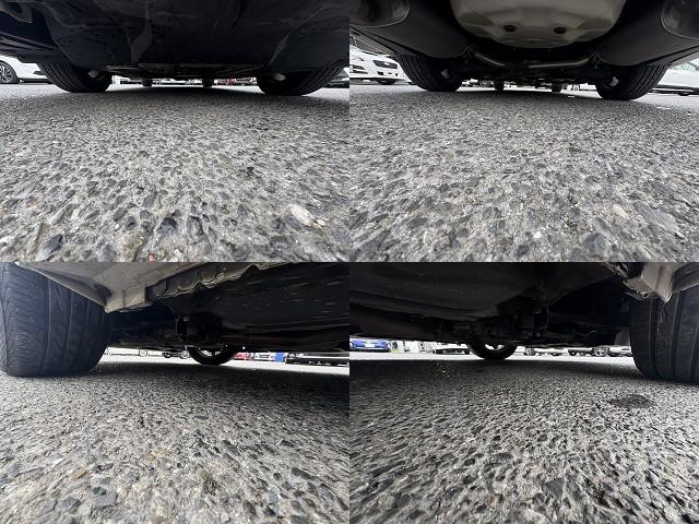 レヴォーグ 1.6GTアイサイト フルセグナビ・Bカメラ・BTオーディオ・LEDライト・ACC・LKA・Pシート・パドルシフト・ETC・プライバシーガラス・ドアバイザー・本革ステア・オートライト・USB・Aストップ(42枚目)