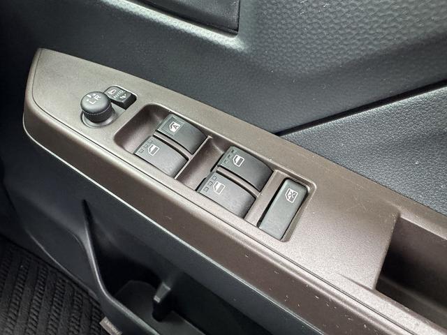 ルーミー Ｇ　Ｓ　スマートアシスト・両側パワースライド・バックカメラ・純正７型ナビＴＶ・ＥＴＣ・ＢＴオーディオ・クルーズコントロール・ＬＥＤフォグ・ＡＵＴＯライト・アイドリングストップ・ドアバイザー（37枚目）