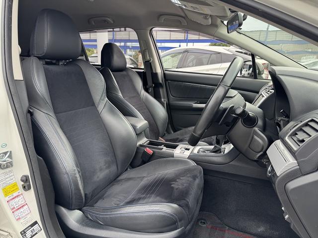 レヴォーグ 2.0GT-Sアイサイト STIエアロ・フルセグナビ・Bカメラ・BTオーディオ・LEDライト・ACC・LKA・柿本マフラー・パドルシフト・ドアバイザー・プライバシーガラス・本革ステア・ミラーウィンカー・RAYS18AW(5枚目)