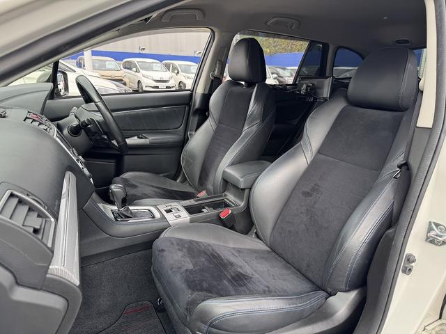 レヴォーグ 2.0GT-Sアイサイト STIエアロ・フルセグナビ・Bカメラ・BTオーディオ・LEDライト・ACC・LKA・柿本マフラー・パドルシフト・ドアバイザー・プライバシーガラス・本革ステア・ミラーウィンカー・RAYS18AW(10枚目)