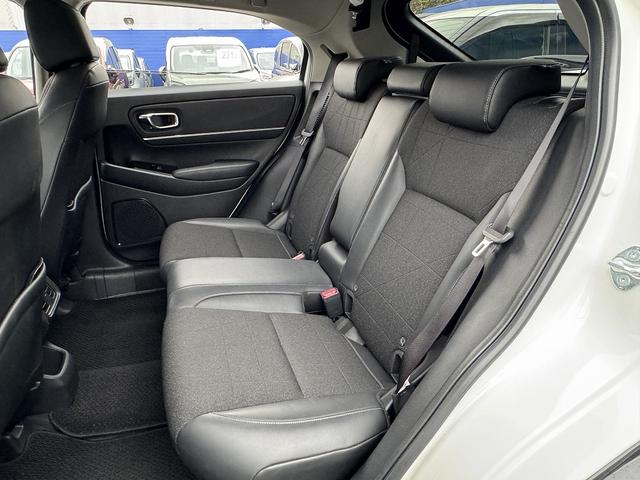 ヴェゼル e:HEV Z ホンダセンシング・ナビ・バックカメラ・ETC・BTオーディオ・スマートキー・USB・パワーバックドア・シートヒーター・ハーフレザー・ステアシフト・Cソナー・BSM・AUTOハイビーム(27枚目)