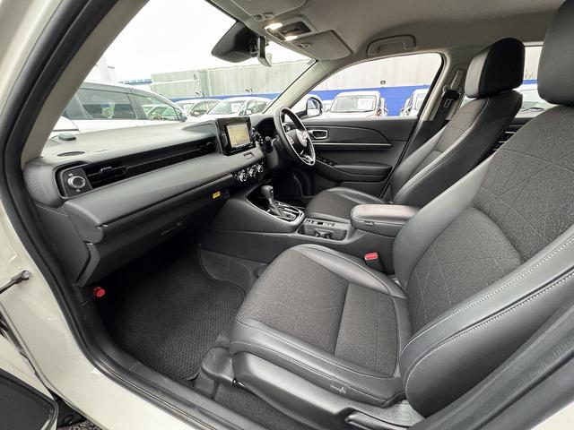 ヴェゼル e:HEV Z ホンダセンシング・ナビ・バックカメラ・ETC・BTオーディオ・スマートキー・USB・パワーバックドア・シートヒーター・ハーフレザー・ステアシフト・Cソナー・BSM・AUTOハイビーム(28枚目)