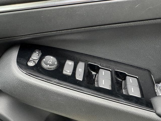 ヴェゼル e:HEV Z ホンダセンシング・ナビ・バックカメラ・ETC・BTオーディオ・スマートキー・USB・パワーバックドア・シートヒーター・ハーフレザー・ステアシフト・Cソナー・BSM・AUTOハイビーム(36枚目)