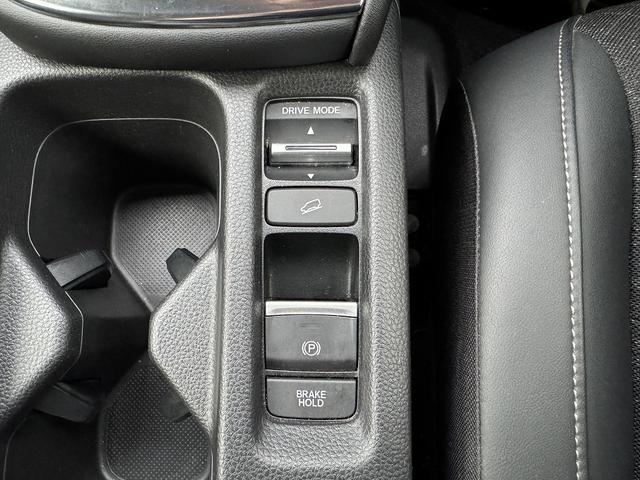 ヴェゼル e:HEV Z ホンダセンシング・ナビ・バックカメラ・ETC・BTオーディオ・スマートキー・USB・パワーバックドア・シートヒーター・ハーフレザー・ステアシフト・Cソナー・BSM・AUTOハイビーム(37枚目)