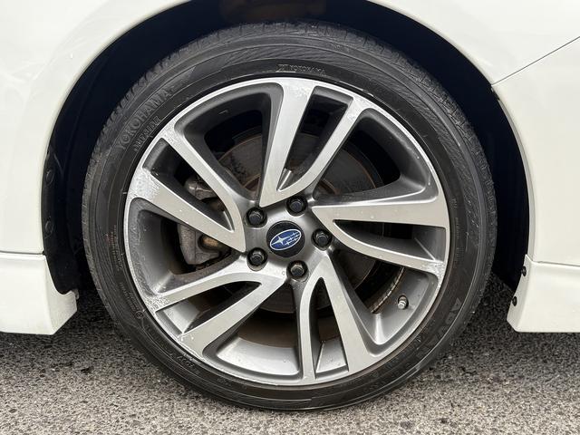 レヴォーグ １．６ＧＴ－Ｓアイサイト　フルセグナビ・ＢＴオーディオ・ＬＥＤライト・ＡＣＣ・ＬＫＡ・ＥＴＣ・パドルシフト・スマキー・ドアバイザー・プライバシーガラス・本革ステア・ミラーウィンカー・Ａストップ・Ｐシート（33枚目）