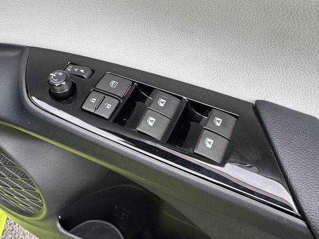 プリウス Ａ　９ｉｎフルセグナビ・Ｂカメラ・ＢＴオーディオ・ＬＥＤライト・ＡＣＣ・ＬＫＡ・ＨＵＤ・ＢＳＭ・ＡＨＢ・Ｐアシスト・ＥＴＣ・オートライト・本革ステア・１５ＡＷ・ドアバイザー・プライバシーガラス（26枚目）