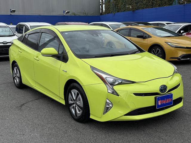 プリウス Ａ　９ｉｎフルセグナビ・Ｂカメラ・ＢＴオーディオ・ＬＥＤライト・ＡＣＣ・ＬＫＡ・ＨＵＤ・ＢＳＭ・ＡＨＢ・Ｐアシスト・ＥＴＣ・オートライト・本革ステア・１５ＡＷ・ドアバイザー・プライバシーガラス（28枚目）