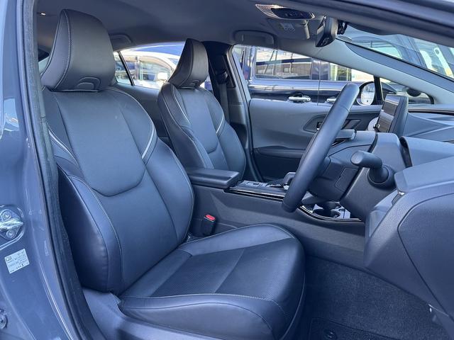 プリウス Ｚ　全周囲カメラ・フルセグナビ・ＢＴオーディオ・ＬＥＤライト・ＡＣＣ・ＬＫＡ・ＡＨＢ・ＢＳＭ・合皮シート・Ｐシート・ベンチレーションシート・ＵＳＢ・ＡＣ１００Ｖ・Ｃソナー・Ｐアシスト・ＥＴＣ（4枚目）