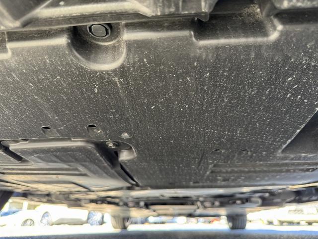 プリウス Ｚ　全周囲カメラ・フルセグナビ・ＢＴオーディオ・ＬＥＤライト・ＡＣＣ・ＬＫＡ・ＡＨＢ・ＢＳＭ・合皮シート・Ｐシート・ベンチレーションシート・ＵＳＢ・ＡＣ１００Ｖ・Ｃソナー・Ｐアシスト・ＥＴＣ（62枚目）