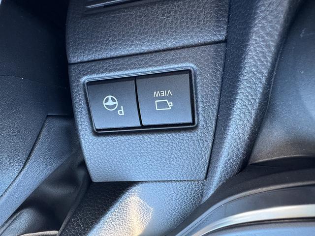 プリウス Z セーフティセンス・12.3型フルセグナビ・Carplay・全周囲カメラ・ETC2.0・AC100V電源・USB・Cソナー・BSM・RCTA・デジタルミラー・ステアヒーター・パーキングアシスト・19AW(11枚目)