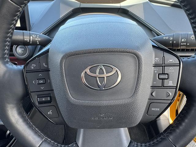 プリウス Z セーフティセンス・12.3型フルセグナビ・Carplay・全周囲カメラ・ETC2.0・AC100V電源・USB・Cソナー・BSM・RCTA・デジタルミラー・ステアヒーター・パーキングアシスト・19AW(12枚目)