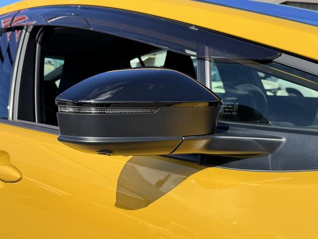 プリウス Z セーフティセンス・12.3型フルセグナビ・Carplay・全周囲カメラ・ETC2.0・AC100V電源・USB・Cソナー・BSM・RCTA・デジタルミラー・ステアヒーター・パーキングアシスト・19AW(45枚目)