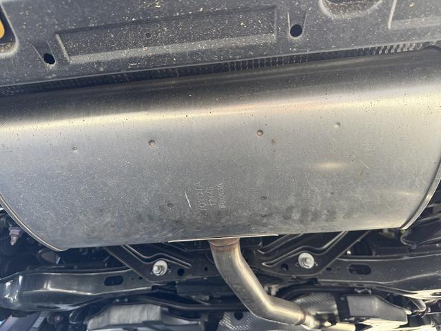 プリウス Z セーフティセンス・12.3型フルセグナビ・Carplay・全周囲カメラ・ETC2.0・AC100V電源・USB・Cソナー・BSM・RCTA・デジタルミラー・ステアヒーター・パーキングアシスト・19AW(65枚目)