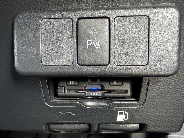 ルーミー カスタムＧ－Ｔ　後期・両Ｐ・フルセグワイドナビ・Ｂカメラ・ＢＴオーディオ・ＡＣＣ・ＬＫＡ・ＡＨＢ・Ｃソナー・ＬＥＤライト・ＥＴＣ・ＵＳＢ・スマキー・プライバシーガラス・シートヒーター・本革ステア・ミラーウィンカー（25枚目）