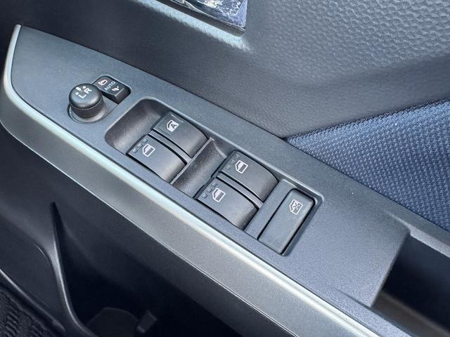 ルーミー カスタムＧ－Ｔ　後期・両Ｐ・フルセグワイドナビ・Ｂカメラ・ＢＴオーディオ・ＡＣＣ・ＬＫＡ・ＡＨＢ・Ｃソナー・ＬＥＤライト・ＥＴＣ・ＵＳＢ・スマキー・プライバシーガラス・シートヒーター・本革ステア・ミラーウィンカー（26枚目）