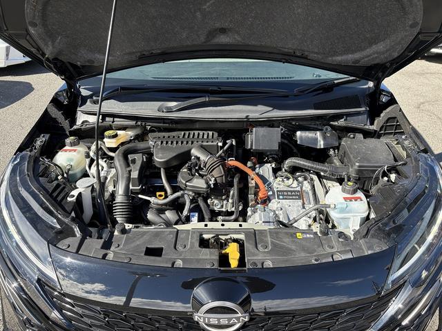 オーラ Ｇ　後期・プロパイロット・純正９型フルセグナビ・ＢＯＳＥサウンド・全周囲カメラ・Ｃａｒｐｌａｙ・ＥＴＣ２．０・Ｃソナー・ＢＳＭ・デジタルミラー・ＡＵＴＯハイビーム・ハーフレザー・純正１７ＡＷ・ドアバイザー（18枚目）