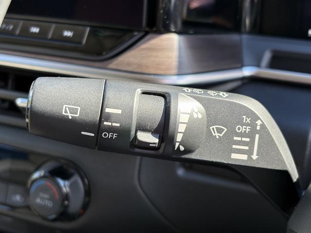 オーラ Ｇ　後期・プロパイロット・純正９型フルセグナビ・ＢＯＳＥサウンド・全周囲カメラ・Ｃａｒｐｌａｙ・ＥＴＣ２．０・Ｃソナー・ＢＳＭ・デジタルミラー・ＡＵＴＯハイビーム・ハーフレザー・純正１７ＡＷ・ドアバイザー（28枚目）