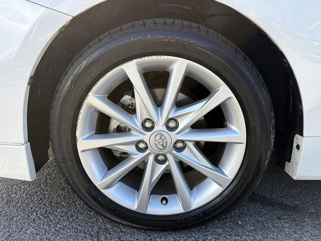 プリウスアルファ Ｓツーリングセレクション　７人乗り・１オーナー・フルセグナビ・Ｂカメラ・ＢＴオーディオ・ＬＥＤライト・ＥＴＣ・ドアバイザー・プライバシーガラス・本革ステア・ミラーウィンカー・オートライト・記録簿（40枚目）