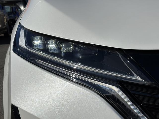 オーラ ニスモ チューンドe-パワー4WD プロパイロット・BOSEサウンド・フルセグナビ・全周囲カメラ・Carplay・USB・デジタルミラー・ワイヤレス充電・ETC2.0・パワーシート・シート&ステアヒーター・Cソナー・BSM・純正17AW(41枚目)