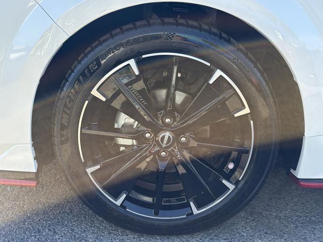 オーラ ニスモ チューンドe-パワー4WD プロパイロット・BOSEサウンド・フルセグナビ・全周囲カメラ・Carplay・USB・デジタルミラー・ワイヤレス充電・ETC2.0・パワーシート・シート&ステアヒーター・Cソナー・BSM・純正17AW(53枚目)