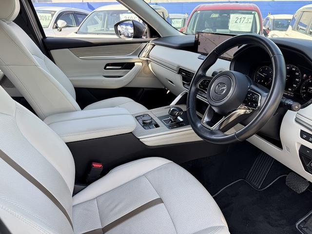 CX-60 XD-ハイブリッド エクスクルーシブモダン 全周囲カメラ・フルセグナビ・BTオーディオ・HUD・BSM・ACC・LKA・AHB・本革・ベンチレーションシート・ステアヒーター・LEDライト・Cソナー・Pバックドア・20AW・ETC(5枚目)