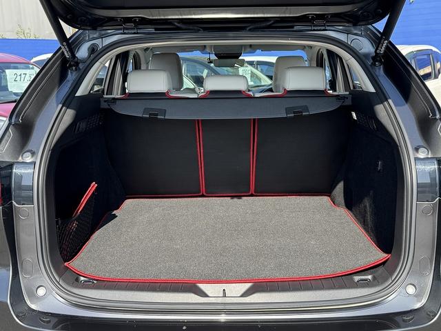 CX-60 XD-ハイブリッド エクスクルーシブモダン 全周囲カメラ・フルセグナビ・BTオーディオ・HUD・BSM・ACC・LKA・AHB・本革・ベンチレーションシート・ステアヒーター・LEDライト・Cソナー・Pバックドア・20AW・ETC(8枚目)