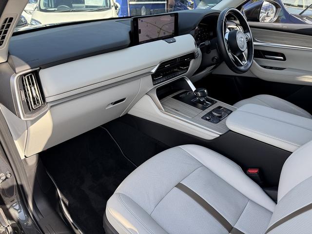 CX-60 XD-ハイブリッド エクスクルーシブモダン 全周囲カメラ・フルセグナビ・BTオーディオ・HUD・BSM・ACC・LKA・AHB・本革・ベンチレーションシート・ステアヒーター・LEDライト・Cソナー・Pバックドア・20AW・ETC(10枚目)