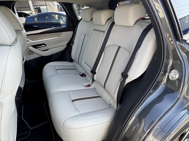 CX-60 XD-ハイブリッド エクスクルーシブモダン 全周囲カメラ・フルセグナビ・BTオーディオ・HUD・BSM・ACC・LKA・AHB・本革・ベンチレーションシート・ステアヒーター・LEDライト・Cソナー・Pバックドア・20AW・ETC(11枚目)