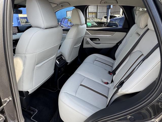 CX-60 XD-ハイブリッド エクスクルーシブモダン 全周囲カメラ・フルセグナビ・BTオーディオ・HUD・BSM・ACC・LKA・AHB・本革・ベンチレーションシート・ステアヒーター・LEDライト・Cソナー・Pバックドア・20AW・ETC(12枚目)