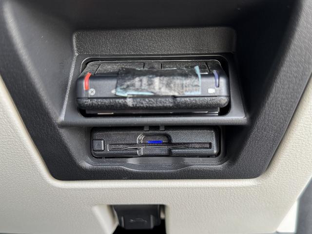 CX-60 XD-ハイブリッド エクスクルーシブモダン 全周囲カメラ・フルセグナビ・BTオーディオ・HUD・BSM・ACC・LKA・AHB・本革・ベンチレーションシート・ステアヒーター・LEDライト・Cソナー・Pバックドア・20AW・ETC(30枚目)