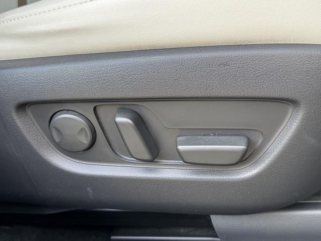 CX-60 XD-ハイブリッド エクスクルーシブモダン 全周囲カメラ・フルセグナビ・BTオーディオ・HUD・BSM・ACC・LKA・AHB・本革・ベンチレーションシート・ステアヒーター・LEDライト・Cソナー・Pバックドア・20AW・ETC(31枚目)