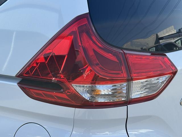 フリードハイブリッド ハイブリッド・Gホンダセンシング 後期・ホンダセンシング・両側パワースライド・9型フルセグナビ・Carplay・バックカメラ・BTオーディオ・ETC2.0・USB・LEDヘッドライト・スマートキー・フロアマット・ドアバイザー(43枚目)