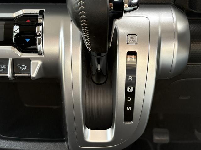 クロスビー ハイブリッドMZ 全周囲カメラ・フルセグナビ・BTオーディオ・LEDライト・ACC・LKA・AHB・Cソナー・シートヒーター・パドルシフト・USB・ドアバイザー・プライバシーガラス・本革ステア(16枚目)