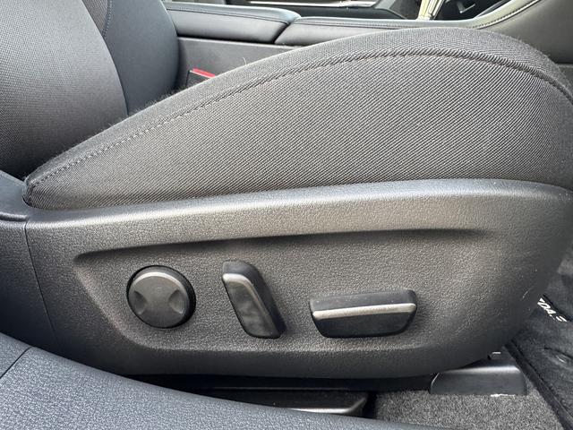 ＭＡＺＤＡ３セダン ２０Ｓプロアクティブ　ツーリングセレクション　１オーナー・ｉ－ＡＣＴＩＶＳＥＮＳＥ・フルセグナビ・全周囲カメラ・Ｃａｒｐｌａｙ・ＵＳＢ・ＥＴＣ・ＢＴオーディオ・パワーシート・シート＆ステアヒーター・シートメモリー・Ｃソナー・ＢＳＭ・ＨＵＤ（14枚目）