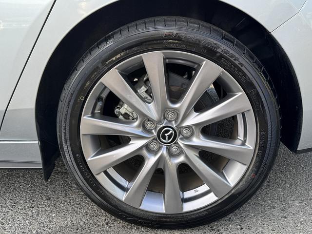 ＭＡＺＤＡ３セダン ２０Ｓプロアクティブ　ツーリングセレクション　１オーナー・ｉ－ＡＣＴＩＶＳＥＮＳＥ・フルセグナビ・全周囲カメラ・Ｃａｒｐｌａｙ・ＵＳＢ・ＥＴＣ・ＢＴオーディオ・パワーシート・シート＆ステアヒーター・シートメモリー・Ｃソナー・ＢＳＭ・ＨＵＤ（56枚目）