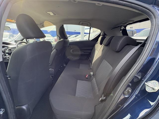 アクア 後期・Sセンス・ナビ・Bカメラ・BTオーディオ・LEDライト・PCS・AHB・LKA・Cソナー・スマキー・プライバシーガラス・ミラーウィンカー・オートライト・ETC・記録簿(6枚目)