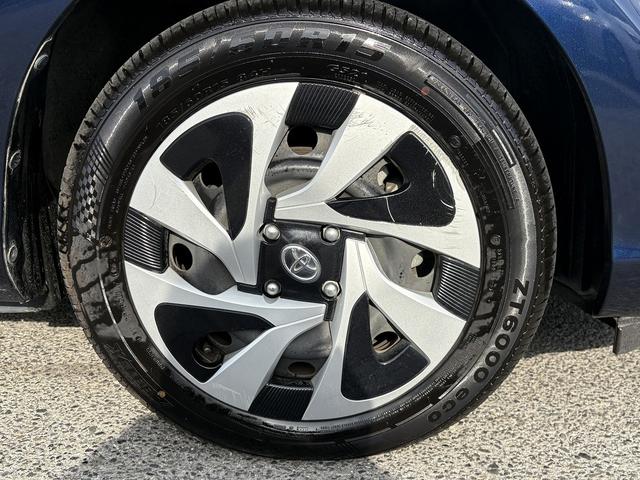 アクア 後期・Sセンス・ナビ・Bカメラ・BTオーディオ・LEDライト・PCS・AHB・LKA・Cソナー・スマキー・プライバシーガラス・ミラーウィンカー・オートライト・ETC・記録簿(32枚目)