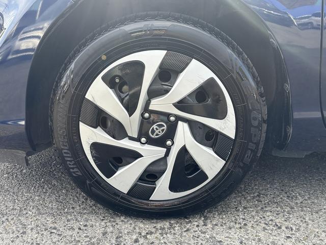 アクア 後期・Sセンス・ナビ・Bカメラ・BTオーディオ・LEDライト・PCS・AHB・LKA・Cソナー・スマキー・プライバシーガラス・ミラーウィンカー・オートライト・ETC・記録簿(35枚目)