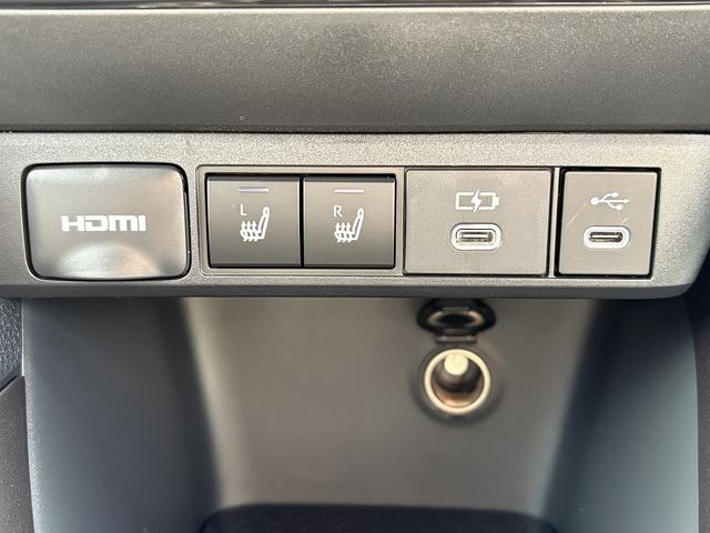 ヤリス ハイブリッドZ セーフティセンス・ディスプレイオーディオ・フルセグナビ・全周囲カメラ・ETC2.0・Carplay・BTオーディオ・シート&ステアヒーター・AC100V電源・Cソナー・BSM・RCTA・HUD(10枚目)