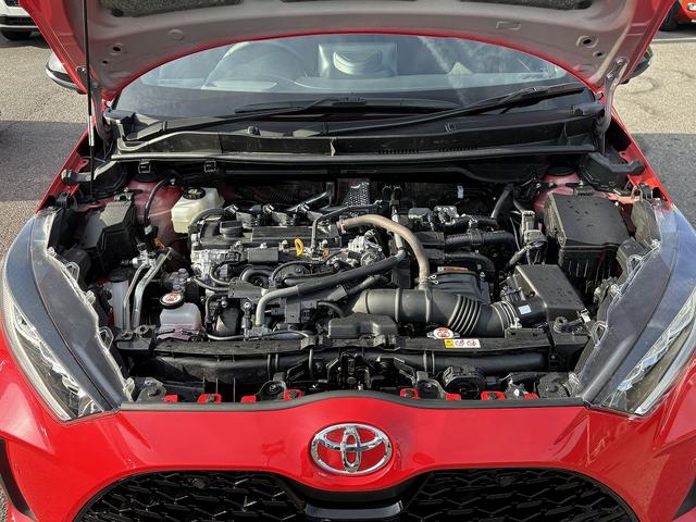 ヤリス ハイブリッドZ セーフティセンス・ディスプレイオーディオ・フルセグナビ・全周囲カメラ・ETC2.0・Carplay・BTオーディオ・シート&ステアヒーター・AC100V電源・Cソナー・BSM・RCTA・HUD(19枚目)