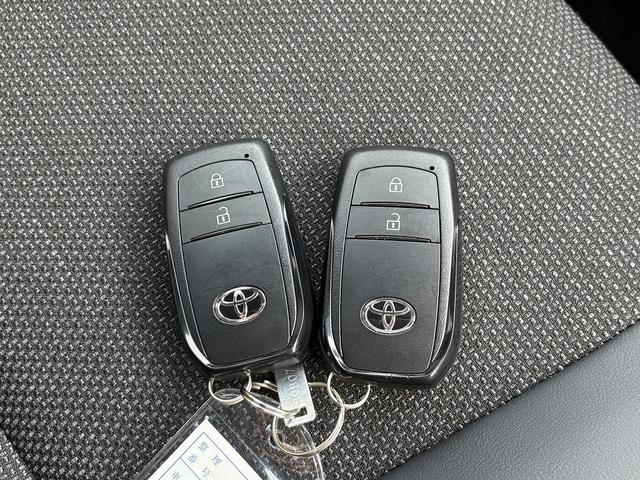 ヤリス ハイブリッドZ セーフティセンス・ディスプレイオーディオ・フルセグナビ・全周囲カメラ・ETC2.0・Carplay・BTオーディオ・シート&ステアヒーター・AC100V電源・Cソナー・BSM・RCTA・HUD(37枚目)