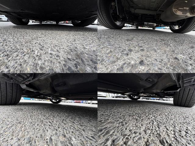 カローラツーリング ダブルバイビー Sセンス・1オーナー・フルセグ・Bカメラ・BTオーディオ・LEDライト・ACC・LKA・AHB・Cソナー・ハーフレザー・USB・ETC・本革ステア・プライバシーガラス・ミラーウィンカー・17AW(20枚目)