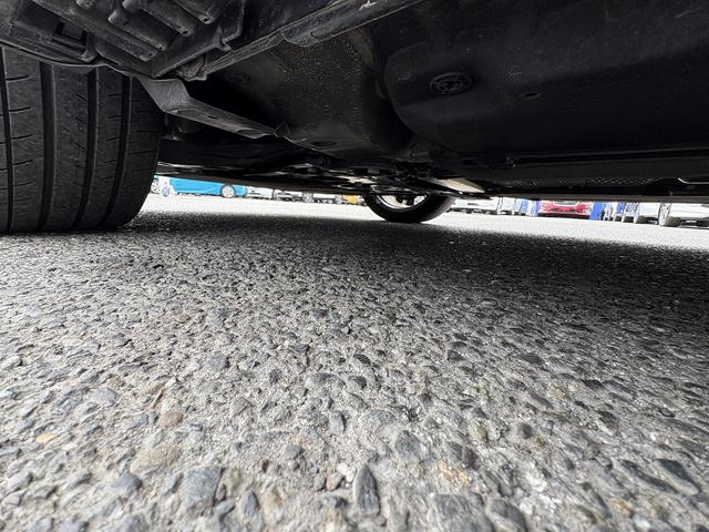 カローラツーリング ダブルバイビー Sセンス・1オーナー・フルセグ・Bカメラ・BTオーディオ・LEDライト・ACC・LKA・AHB・Cソナー・ハーフレザー・USB・ETC・本革ステア・プライバシーガラス・ミラーウィンカー・17AW(51枚目)