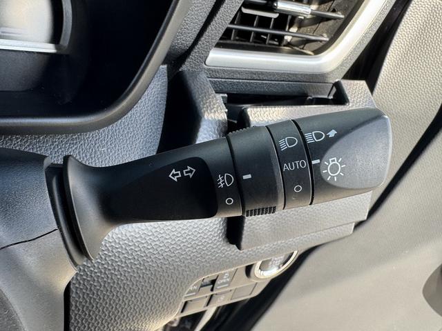 ルーミー カスタムＧ－Ｔ　後期・両Ｐスライド・全周囲カメラ・９ｉｎフルセグナビ・ＢＴオーディオ・ＬＥＤライト・ＡＣＣ・ＬＫＡ・ＡＨＢ・Ｃソナー・ＥＴＣ・シートヒーター・本革ステア・ミラーウィンカー・Ａストップ（33枚目）